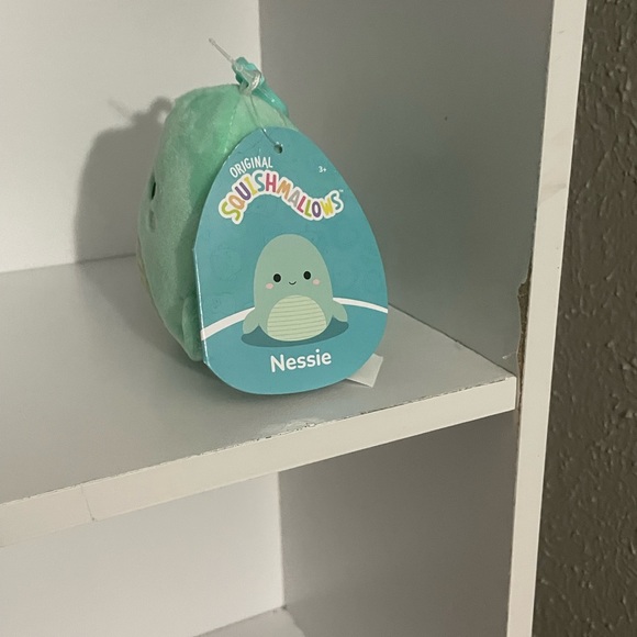 Squishmallows Nessie clip - Picture 2 of 5